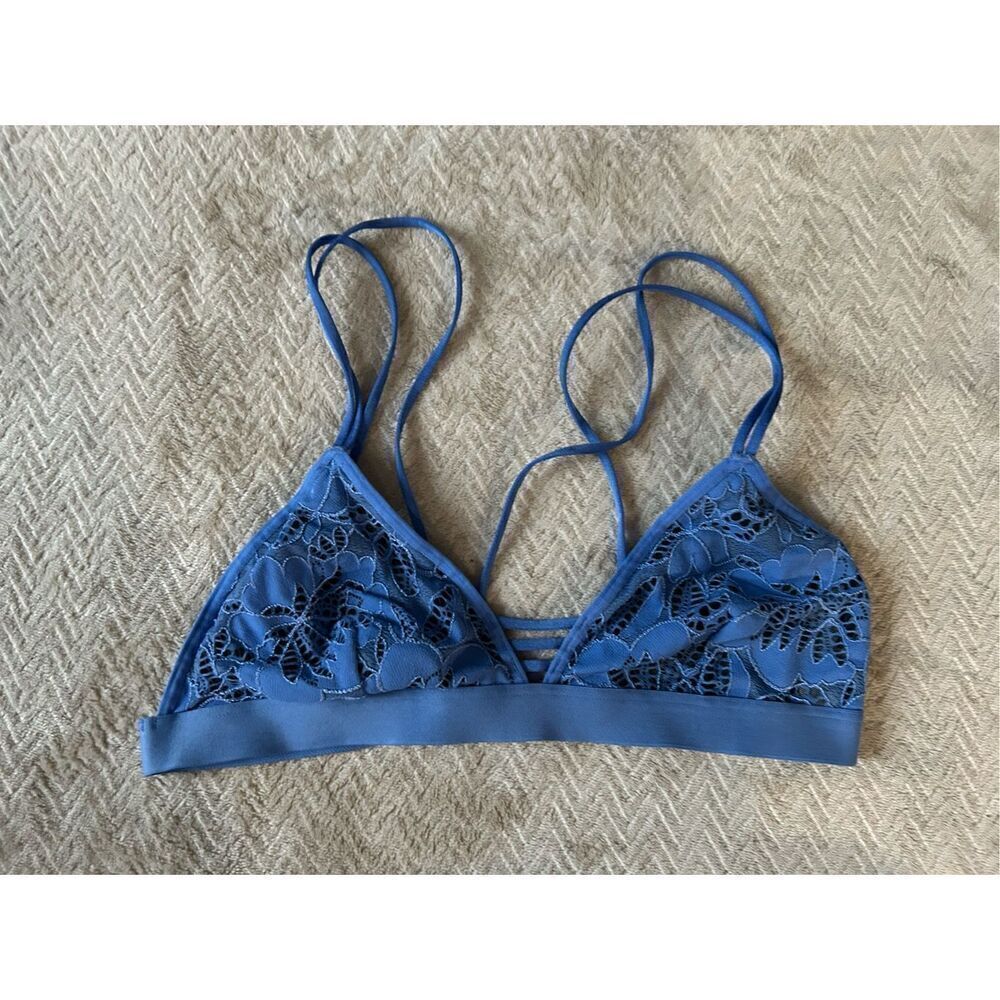 Victoria’s Secret Bra size Mediun